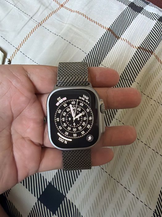 apple watch ultra 2 milanese loop