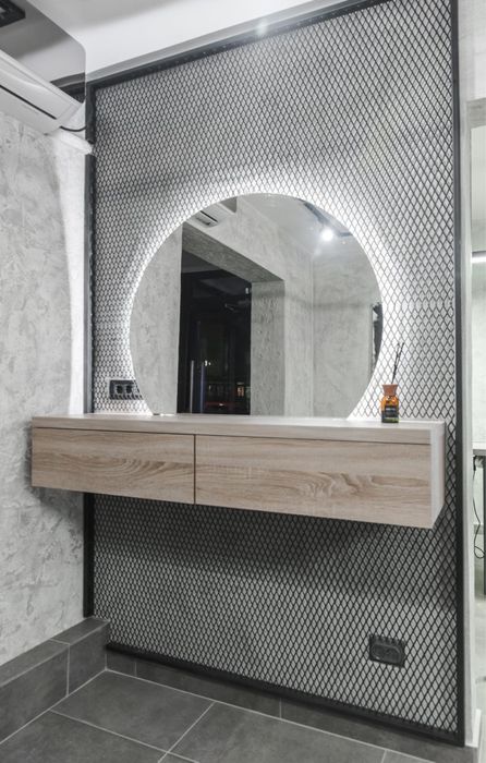 Inchiriez post manichiura si coafor