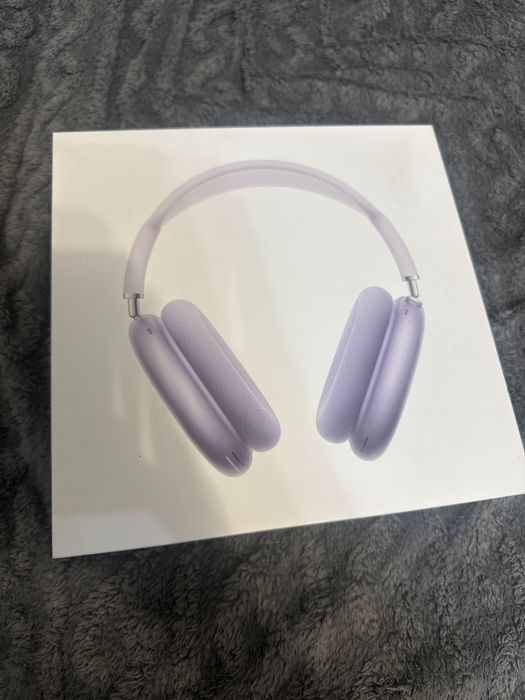 Airpods Max with Smart Case