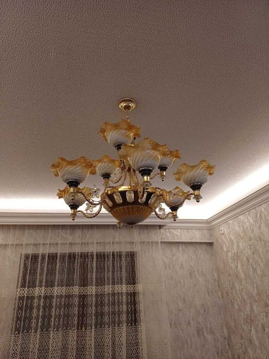 Люстра большая потолочная