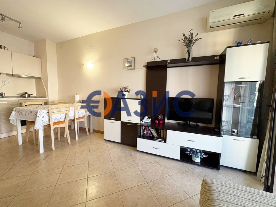 Продава се Двустаен апартамент в к.к. Слънчев бряг - 49 кв.м за 948 €/кв.м - Снимка #2