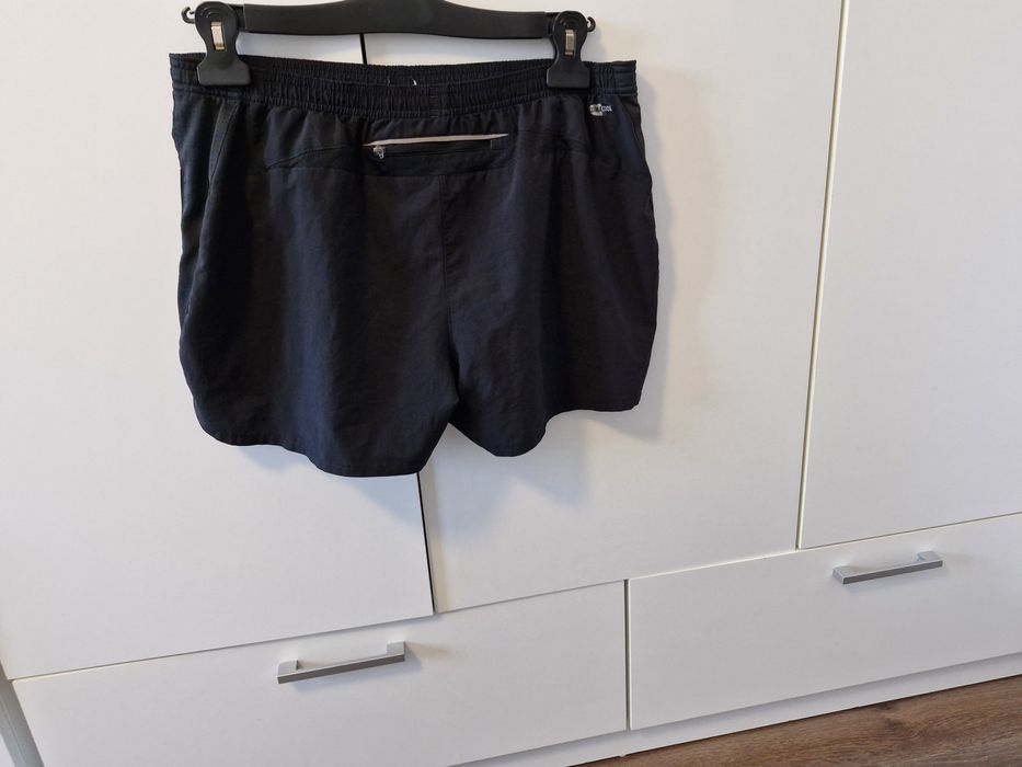 Pantaloni scurti Adidas S/M