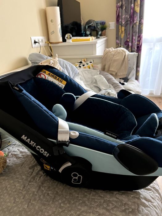 Стол за кола Maxi-Cosi i-Size 45-75 cm max 12 kg