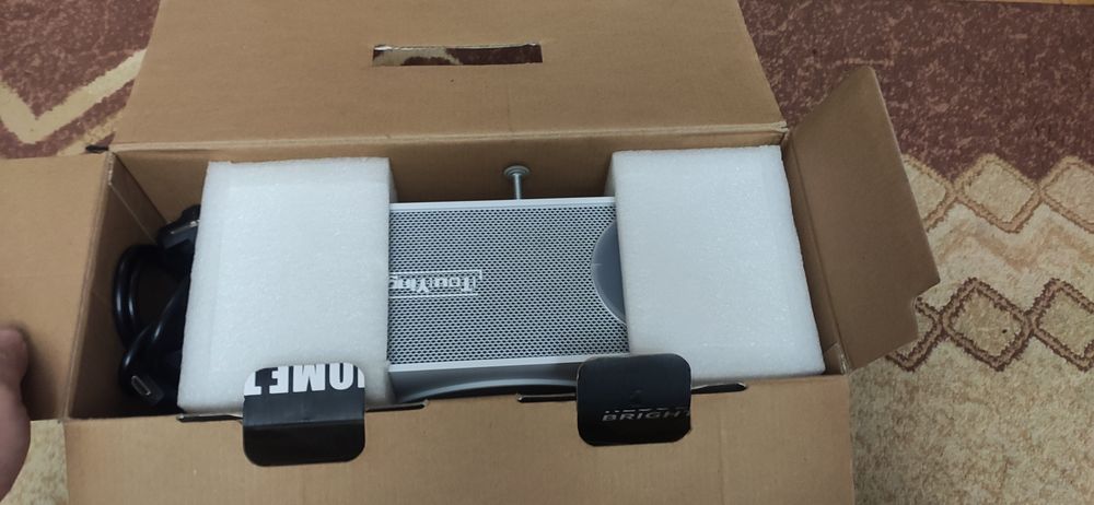 Продам проектор .