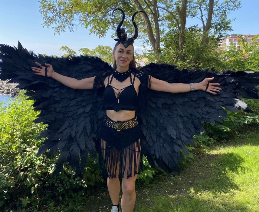 Крила за танци и фото