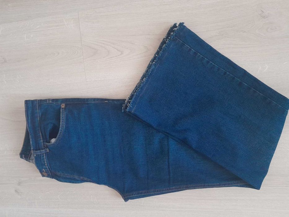 НОВИ дънки, актуален модел