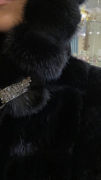 Продам шубку мутон 20000 тг
