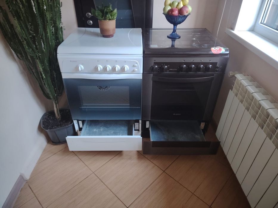 Продам газовые плиты Гефест