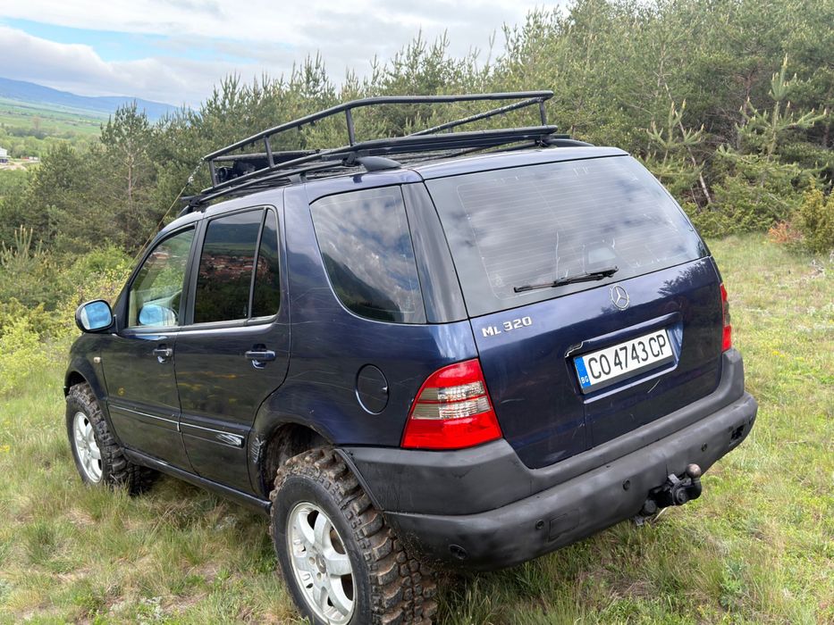 Mercedes Ml 320 Of road