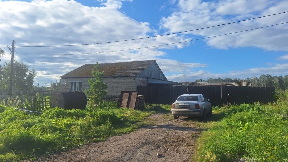 Продам дом в черте города.