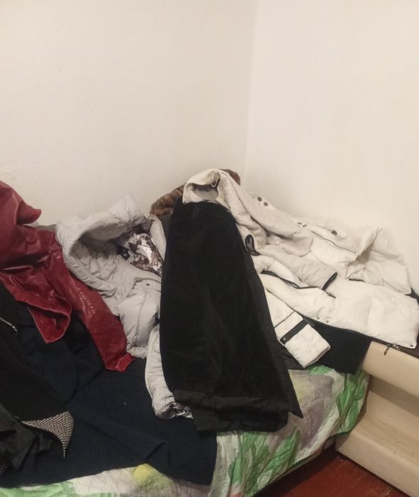 Верхняя женская одежда