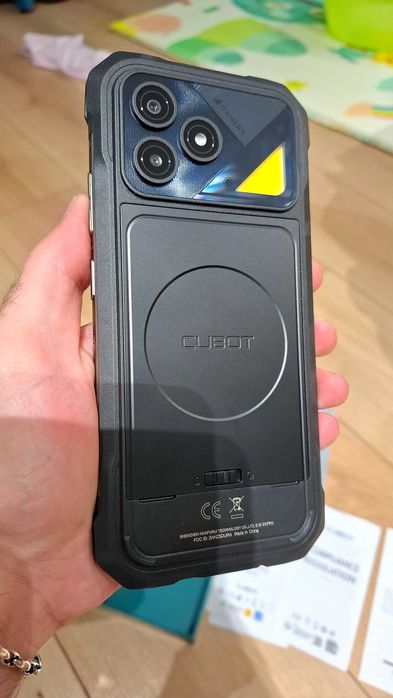 Смартфон Cubot KingKong Dura 12GB/256GB, Осемядрен, 6.88" IPS, 5000mAh