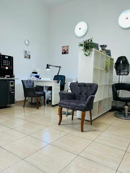 Închiriere post coafura