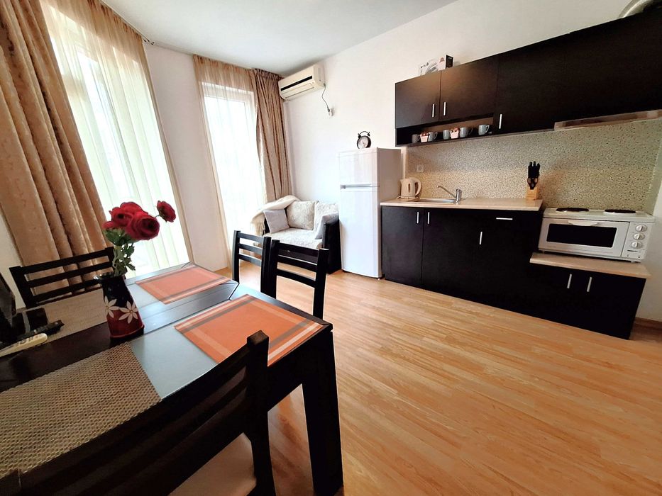 Продава се Двустаен апартамент в к.к. Слънчев бряг - 40 кв.м за 998 €/кв.м - Снимка #1