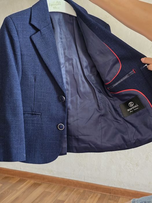 Продам школьную форму 1 класс