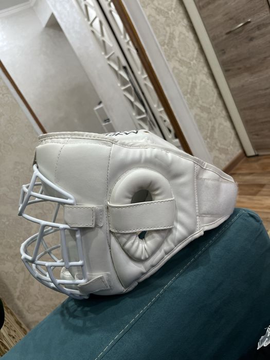 Шлем для карате новый