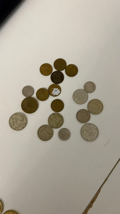 Продам разные монеты