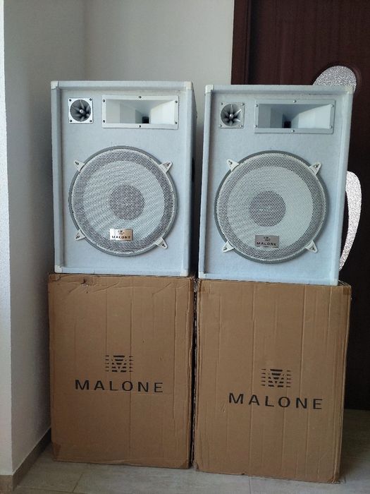 Vând patru boxe pasive Malone