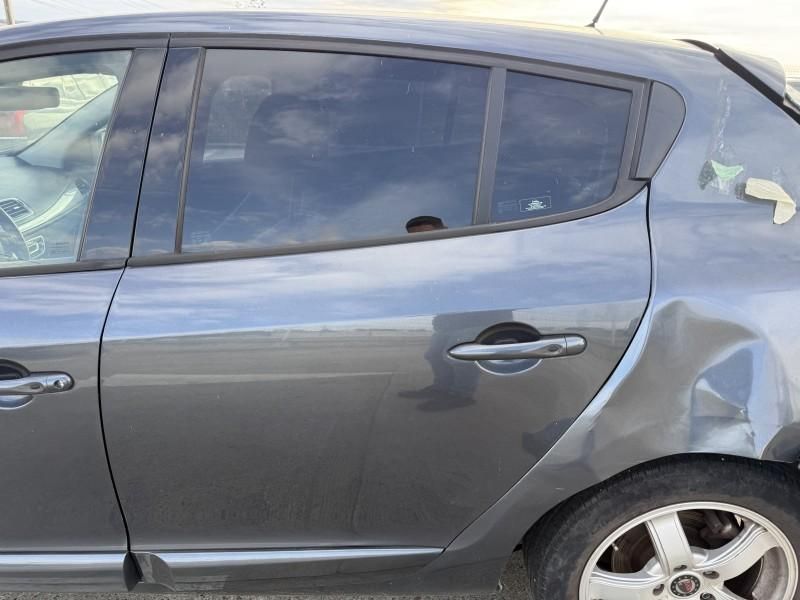 Portiera usa stanga spate Renault Megane 3 Hatchback culoare grey tita