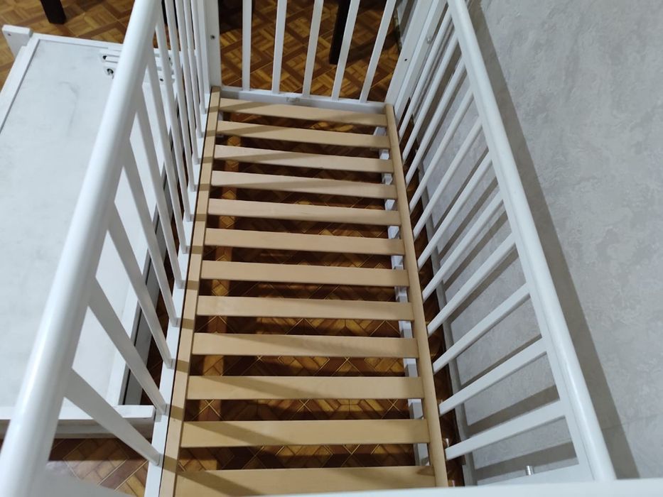 Детский кровать