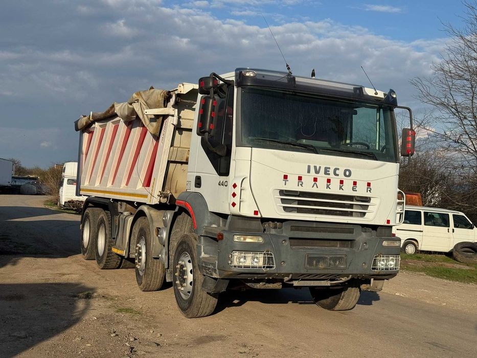 Dezmembrez *  Trakker 8x4 Camion Basculabil MAN Astra Iveco Mercedes Scania Volvo Daf AXE GRUPURI BENE CILINDRII Multiplicatori  -  DEZMEMBRARI