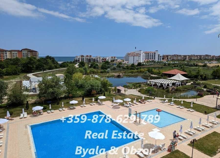 Тристаен апартамент с морска гледка + паркоместо в подземен гараж