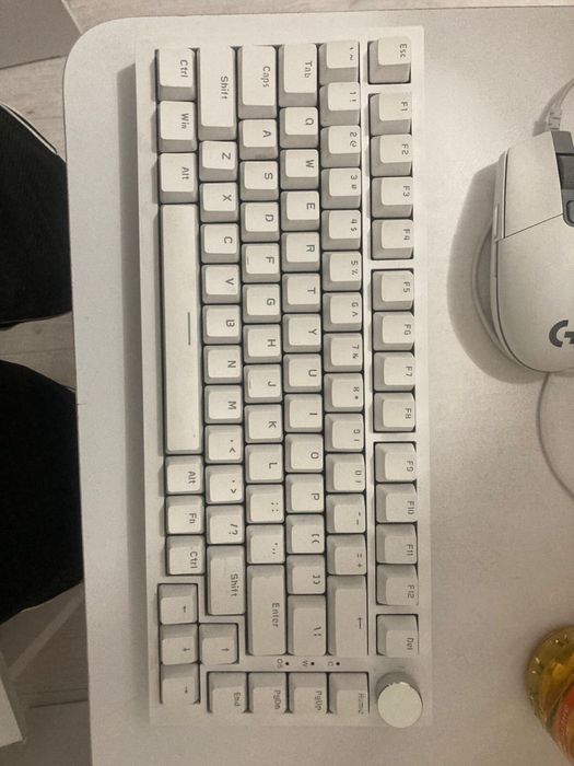 Продам комплект