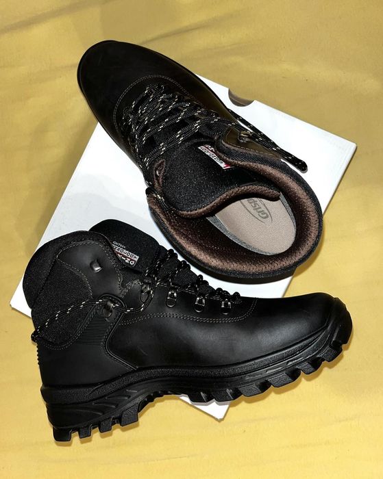 Обувки за туризъм, лов, риболов