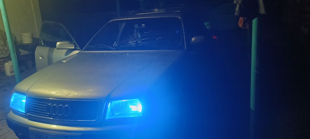 Ауди 100 с4 1993 год