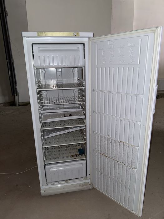 Морозильник indesit