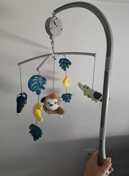 Бебешка - Музикална въртележка