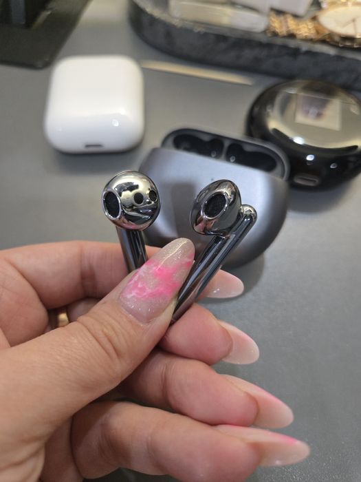 HUAWEI FreeBuds Pro 4