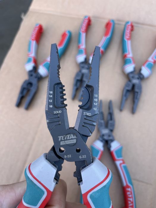 Patent Total Industrial,  8 functii