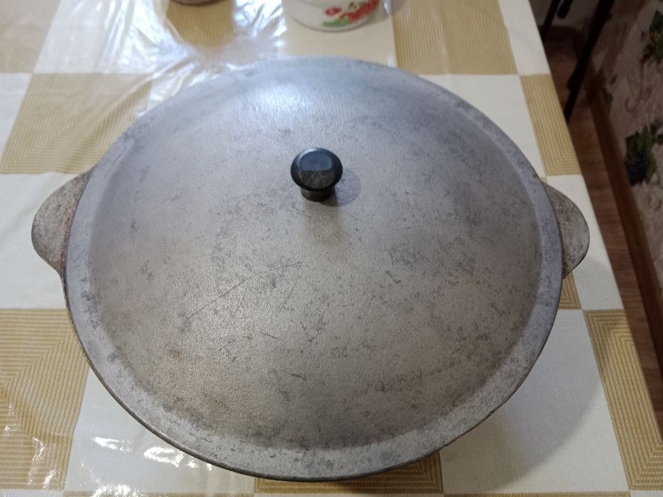 Срочно продам казан.