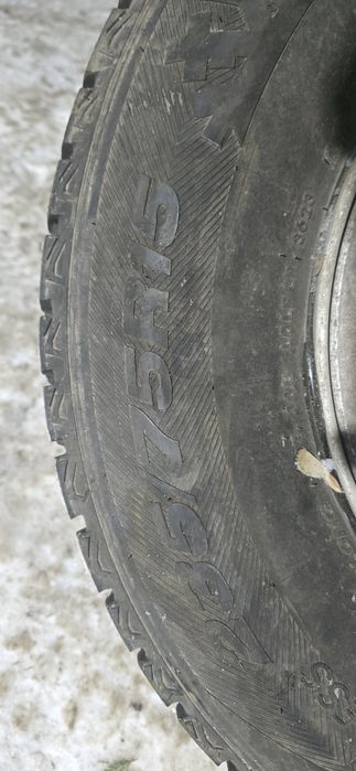 Продаю резину с дисками