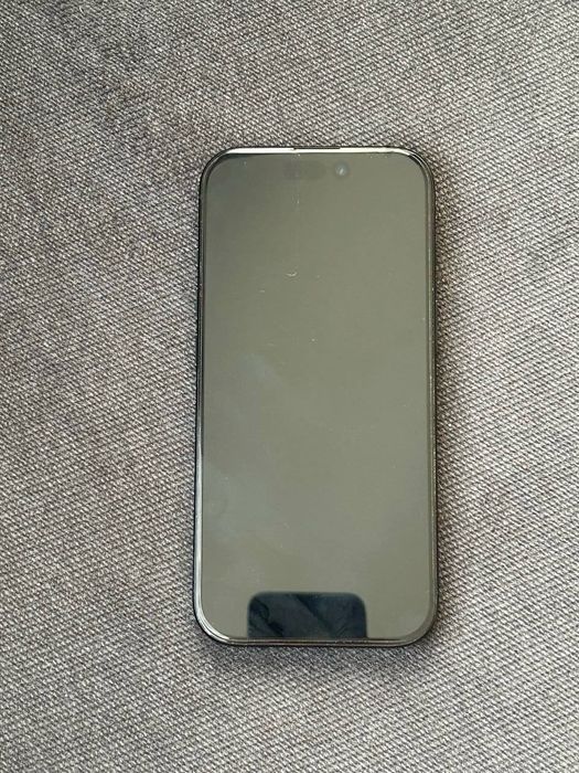 iPhone 16 pro черен