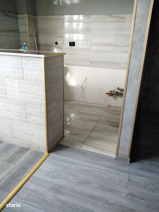 Garsoniera libera, 30mp, amenajata complet, Podul de Piatra