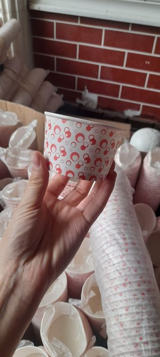 Одноразовый стаканчик