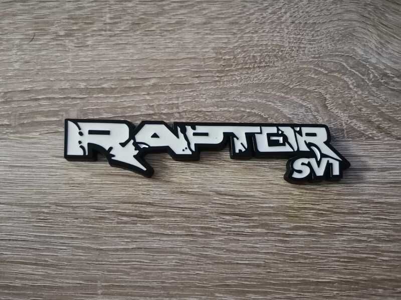 Ford Raptor SVT бяла емблема