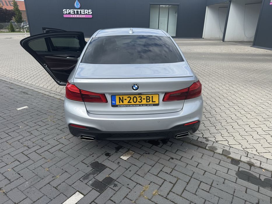BMW 5 Series 0 — imagine 3