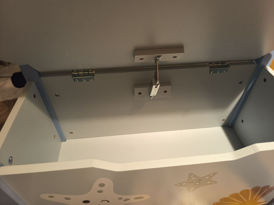 Băncuță cu spatiu depozitare pt copii