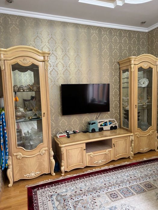 Горка,мебель для спальной б/у продается