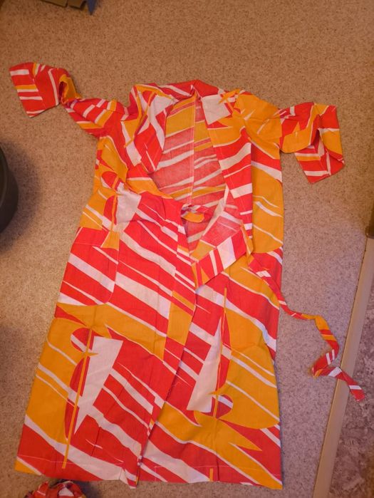 Халат 1000 тенге