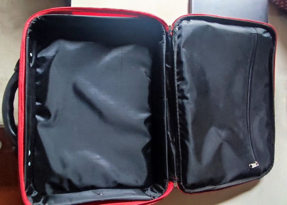 Ноутбук Lenovo IdeaPad Slim 3 15IRH8