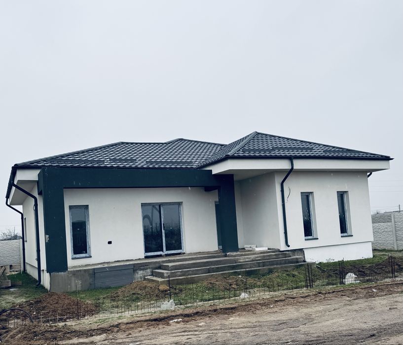 Vând casa parter - ANL Parc