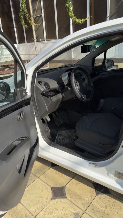 Spark 56.000 km yurgan 6.300$
