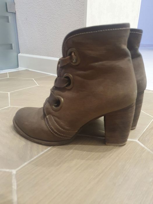 Полусапожки женские