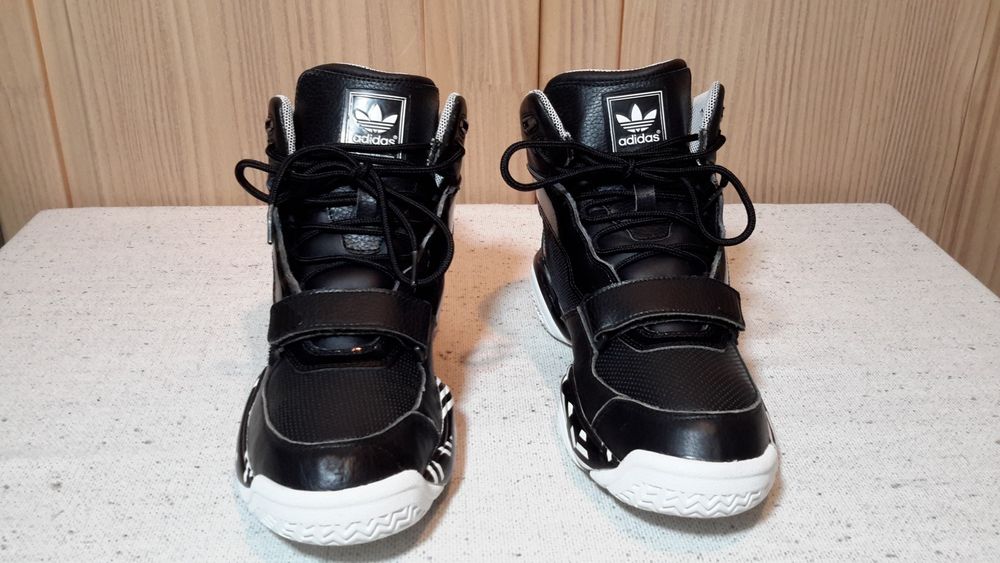 Adidasi Adidas nr 43 1/3