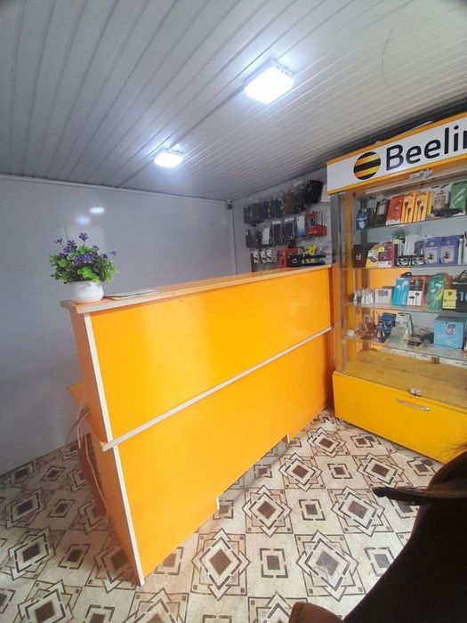 Пайнет сотилади. Ичидаги жихозлари билан