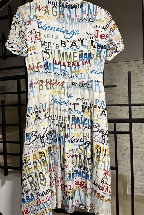 Разпродажба на дамски рокли